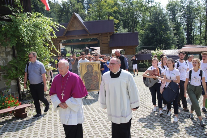 Powitanie symboli ŚDM na Śnieżnicy