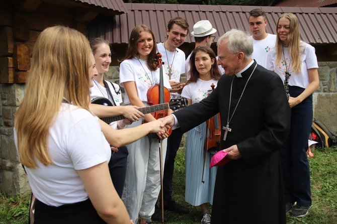 Powitanie symboli ŚDM na Śnieżnicy