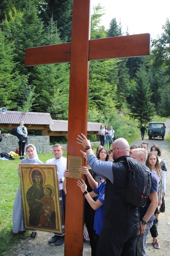 Powitanie symboli ŚDM na Śnieżnicy