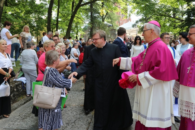 Pielgrzymka kobiet do Piekar cz.2