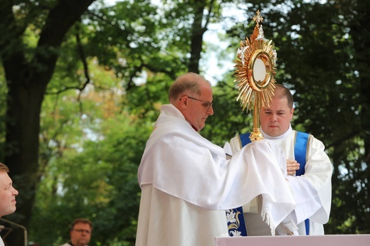 Pielgrzymka kobiet do Piekar cz.3