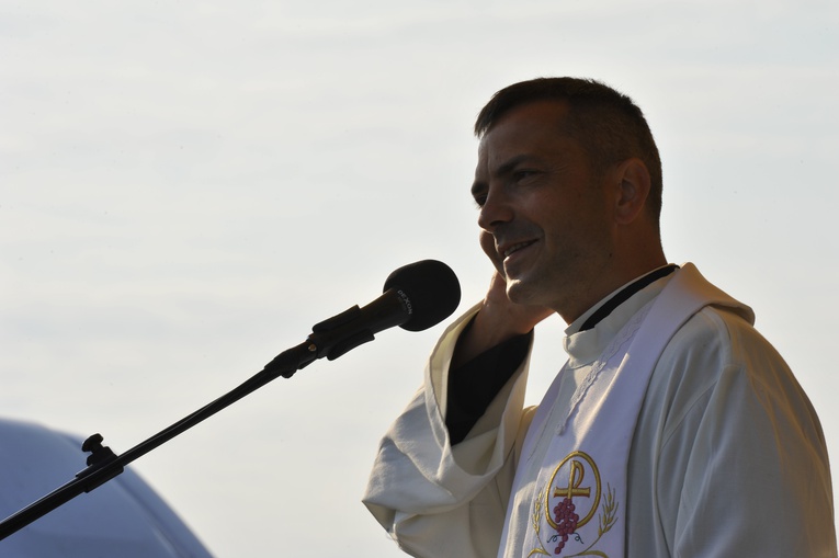 Msza św. w Żarnowcu