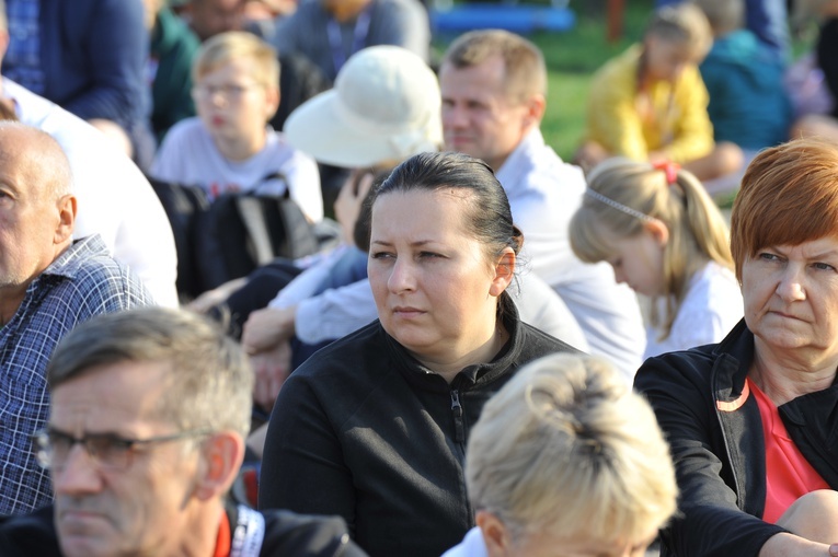 Msza św. w Żarnowcu