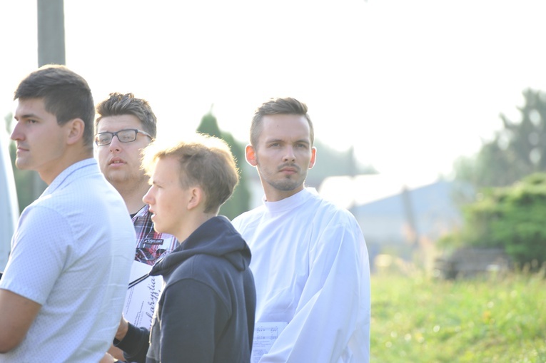 Msza św. w Żarnowcu