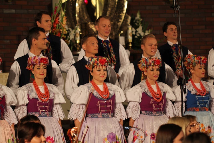 Zespół Pieśni i Tańca "Śląsk" w Jelczu-Laskowicach