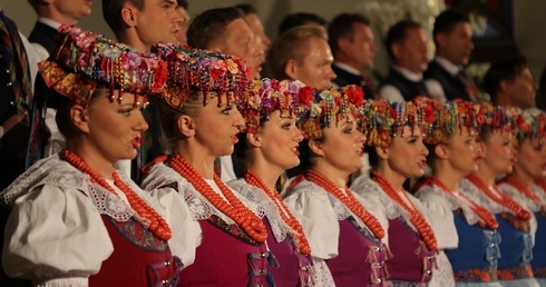 Zespół Pieśni i Tańca "Śląsk" w Jelczu-Laskowicach