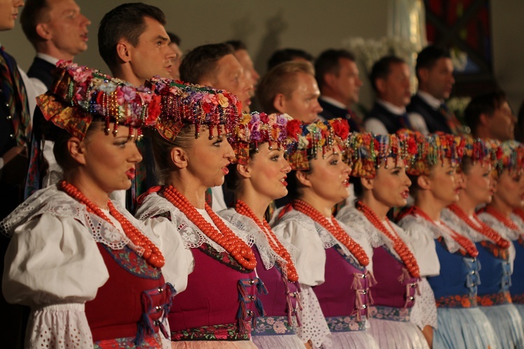 Zespół Pieśni i Tańca "Śląsk" w Jelczu-Laskowicach