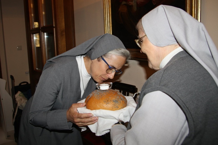 Salezjanki w Pieszycach powitały nową inspektorkę