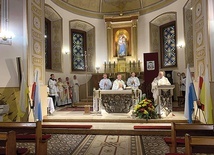 I DPPR rozpoczęła się Eucharystią w głowieńskiej parafii św. Jakuba.