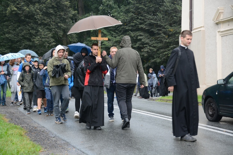 Dróżki kalwaryjskie na rozpoczęcie pielgrzymki LSO