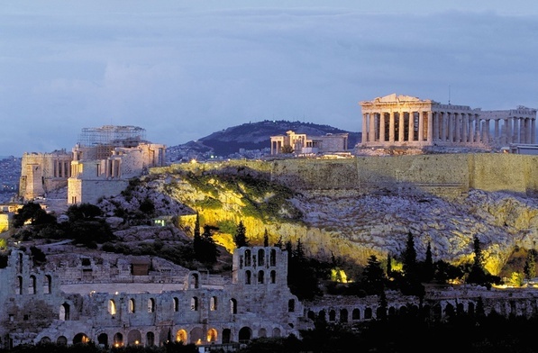 Ateny. Miasto przesiąknęte mitologią, historią i dobrymi smakami