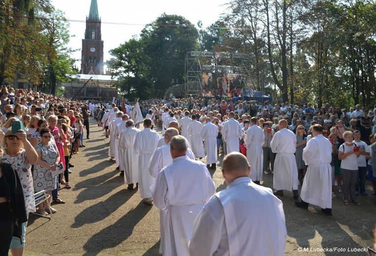 Pielgrzymka kobiet do Piekar cz.4