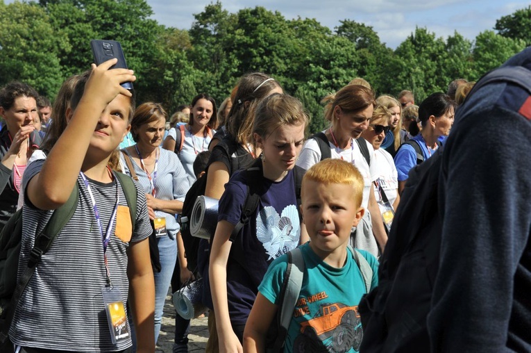 39. PPT - wejście grupy 6