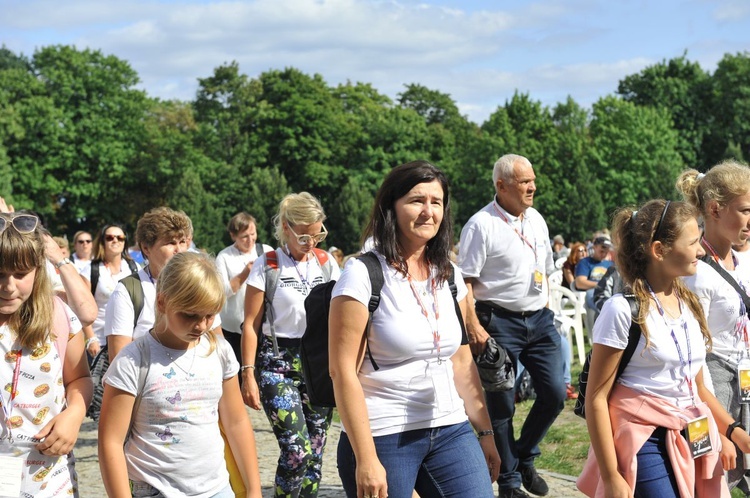 39. PPT - wejście grup 9 i 10