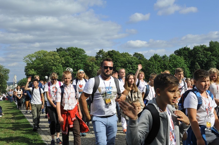 39. PPT - wejście grupy 14