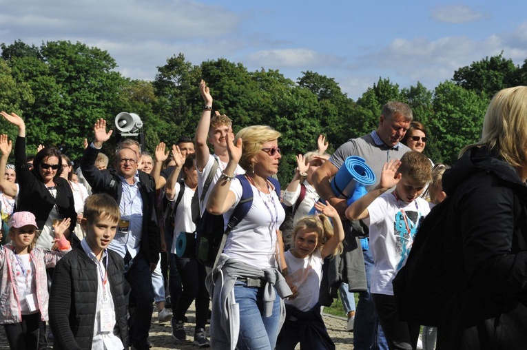 39. PPT - wejście grupy 15