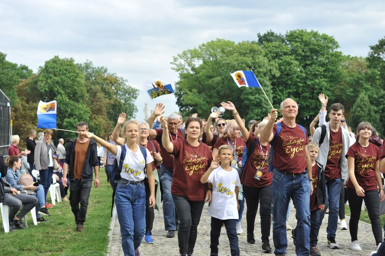 39. PPT - wejście grupy 18