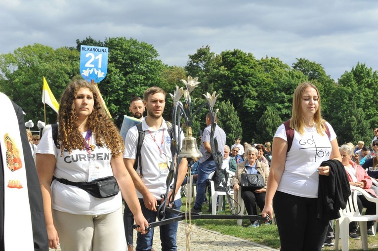 39. PPT - wejście grupy 21