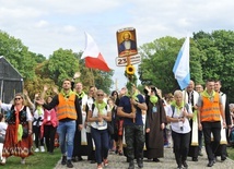 39. PPT - wejście grupy 23