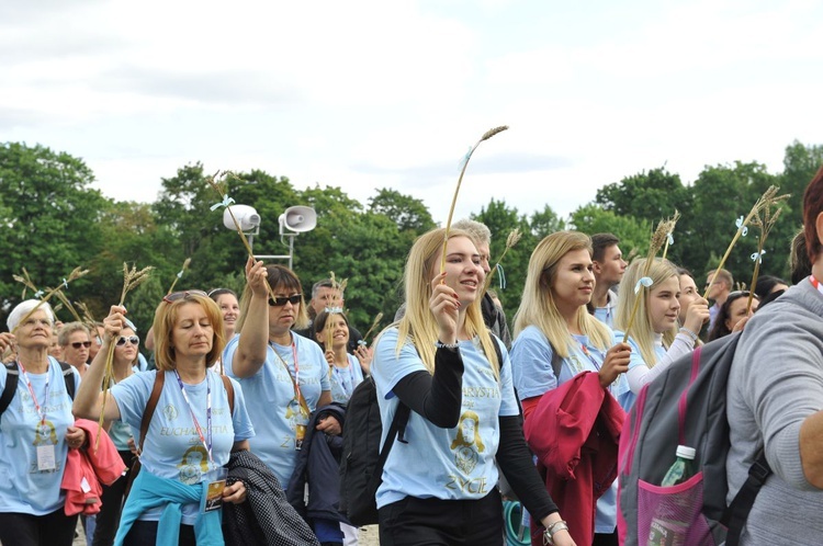 39. PPT - wejście grupy 26