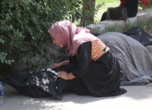 Sprzeczne dane na temat liczby ofiar czwartkowego zamachu w Kabulu 