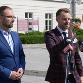Mateusz Tyczyński (z lewej) i Adrian Pruski zapraszają na festiwal.