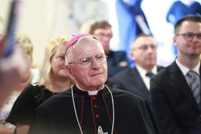 Prezentacja "Wspomnień" abp. Józefa Kowalczyka