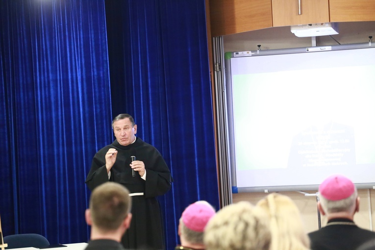 Prezentacja "Wspomnień" abp. Józefa Kowalczyka
