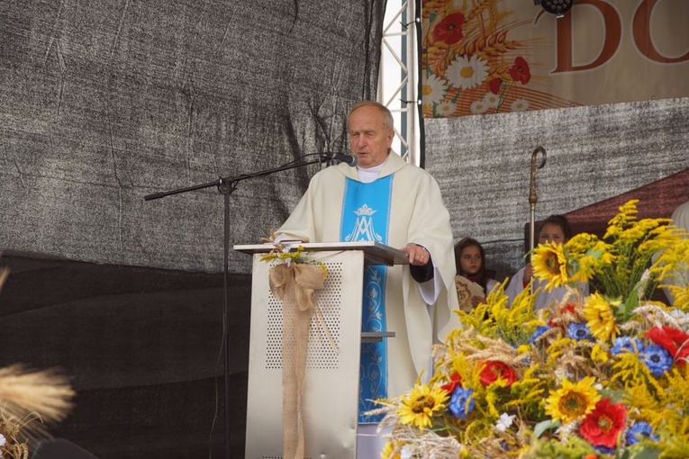 Dożynki Gminy Dobromierz w Szymanowie