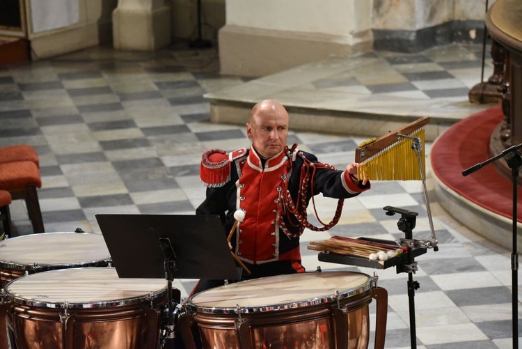 Muzyczne dożynki w Bardzie