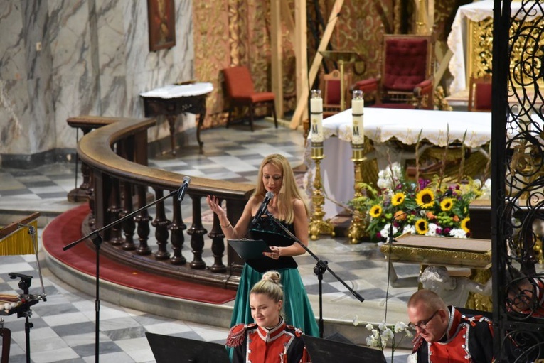 Muzyczne dożynki w Bardzie