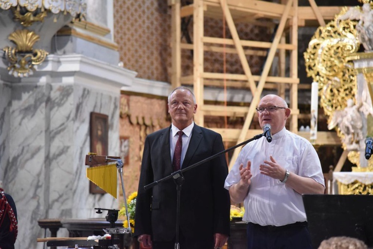 Muzyczne dożynki w Bardzie