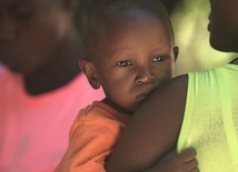 Haiti: Obawy o przyszłość osamotnionych dzieci