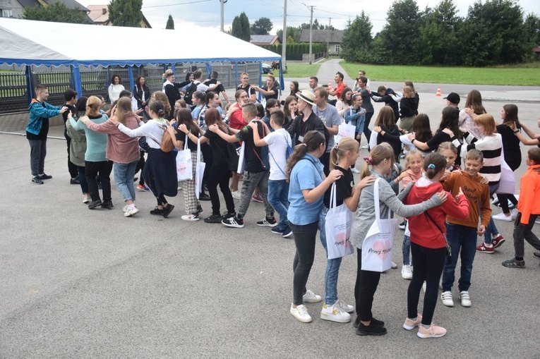 Dni młodych w Dobryninie cz. 2