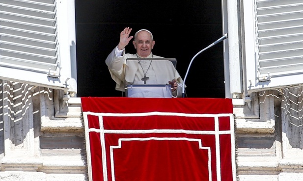 Franciszek: Zawsze, gdy papież jest chory, pojawia się wiaterek lub huragan konklawe