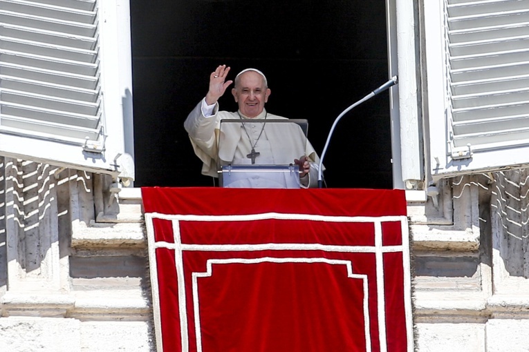 Franciszek: Zawsze, gdy papież jest chory, pojawia się wiaterek lub huragan konklawe
