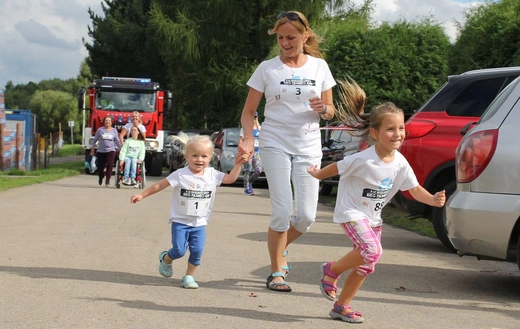 Sportowa pomoc z Fundacją Krzyż Dziecka w Pisarzowicach