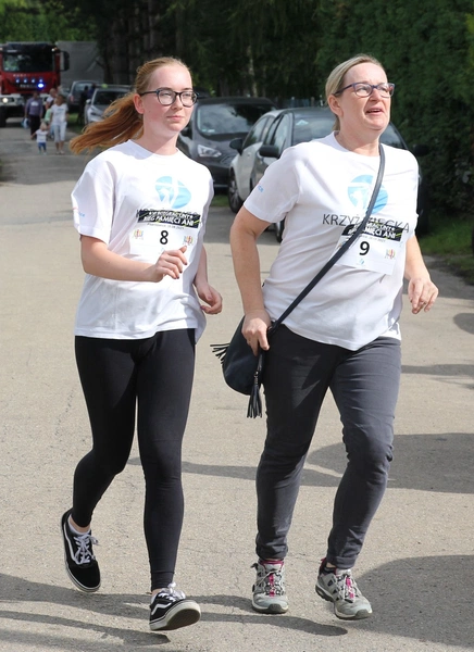 Sportowa pomoc z Fundacją Krzyż Dziecka w Pisarzowicach