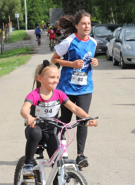 Sportowa pomoc z Fundacją Krzyż Dziecka w Pisarzowicach