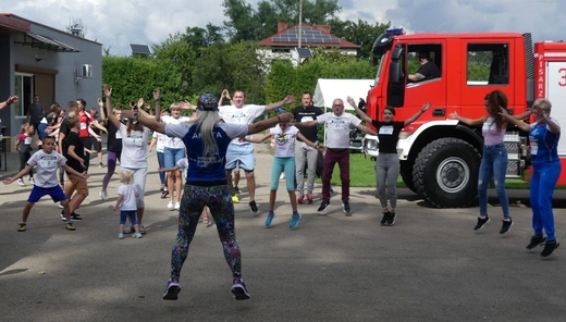 Sportowa pomoc z Fundacją Krzyż Dziecka w Pisarzowicach