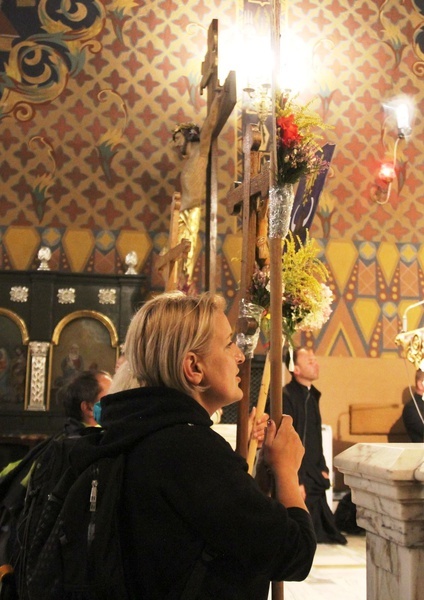 Wieczorne powitanie 410. Pielgrzymki Żywieckiej w Żywcu - 2021