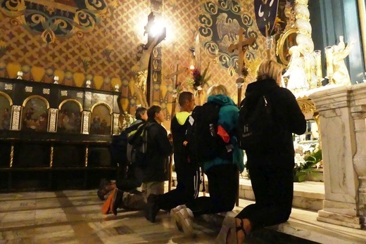 Wieczorne powitanie 410. Pielgrzymki Żywieckiej w Żywcu - 2021