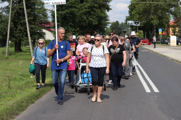 IV Pielgrzymka z Łęczycy do Świnic Warckich - cz. 2