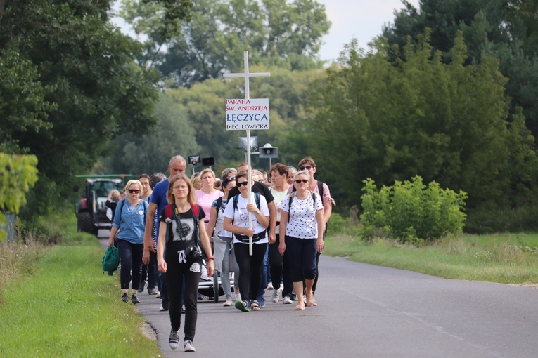 IV Pielgrzymka z Łęczycy do Świnic Warckich - cz. 2