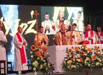 ▲	Mszy św. inaugurującej wydarzenie przewodniczył bp Marek Solarczyk, przewodniczący  Rady ds. Duszpasterstwa Młodzieży KEP.