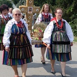 Dożynki, folklor, rycerze, zespoły i uliczni artyści