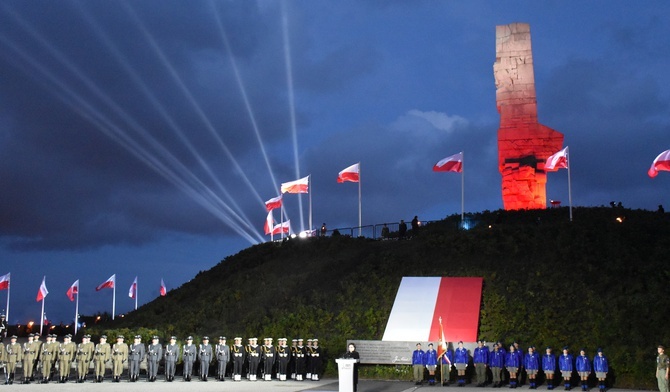 Uroczystości rocznicowe na Westerplatte po raz kolejny zorganizowały wojsko i MON.