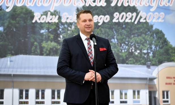 Min. Czarnek: Nie ma w Polsce żadnych przywilejów dla katolików