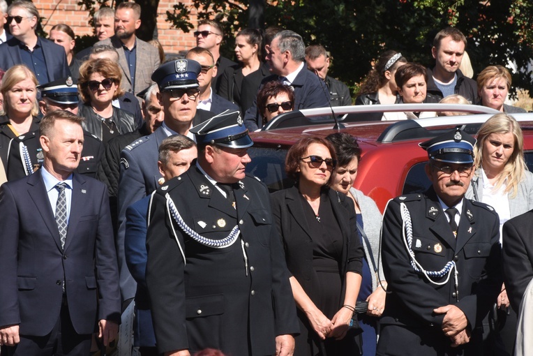 Płock. Pogrzeb Mariusza Bieńka - starosty płockiego. Cz. 2