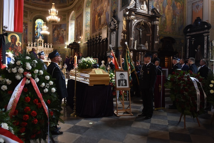 Płock. Pogrzeb Mariusza Bieńka - starosty płockiego. Cz. 2